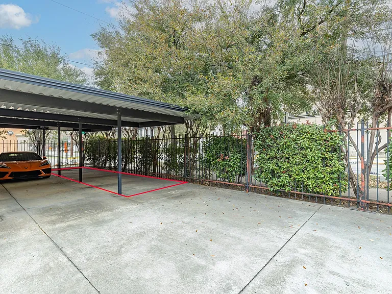 1312 Live Oak St #215 — Photo 37