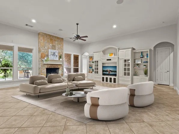 116 Stonehurst Ct, Aledo, TX 76008