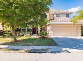 9694 Blue Stone Cir, Fort Myers, FL 33913