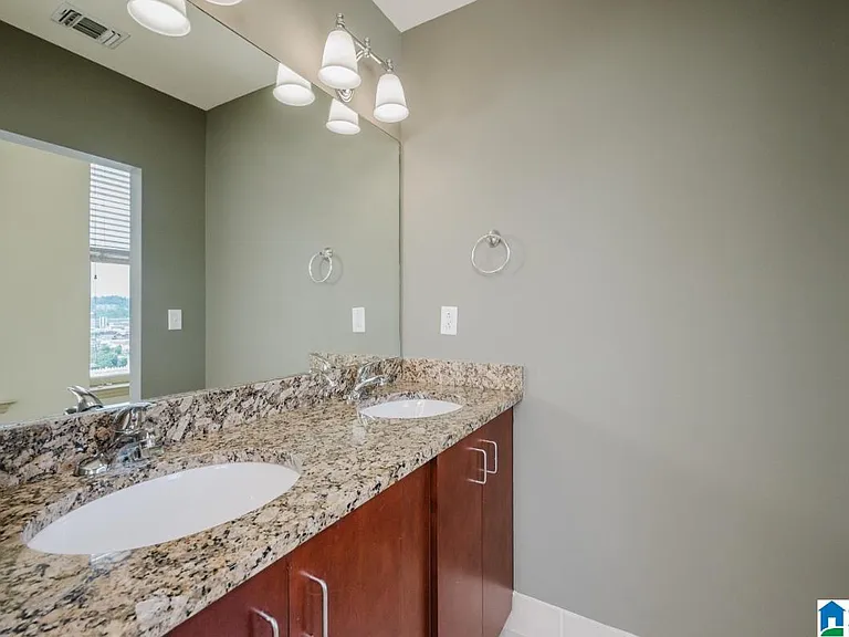 2024 2nd Ave N #1101 — Photo 31