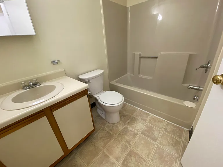 175 Eastern Ave #103 — Photo 20