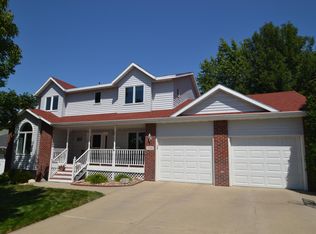 2500 Coolidge Ave, Bismarck, ND 58501