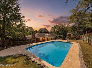 5301 Pueblo Rd, Indian Hills, KY 40207