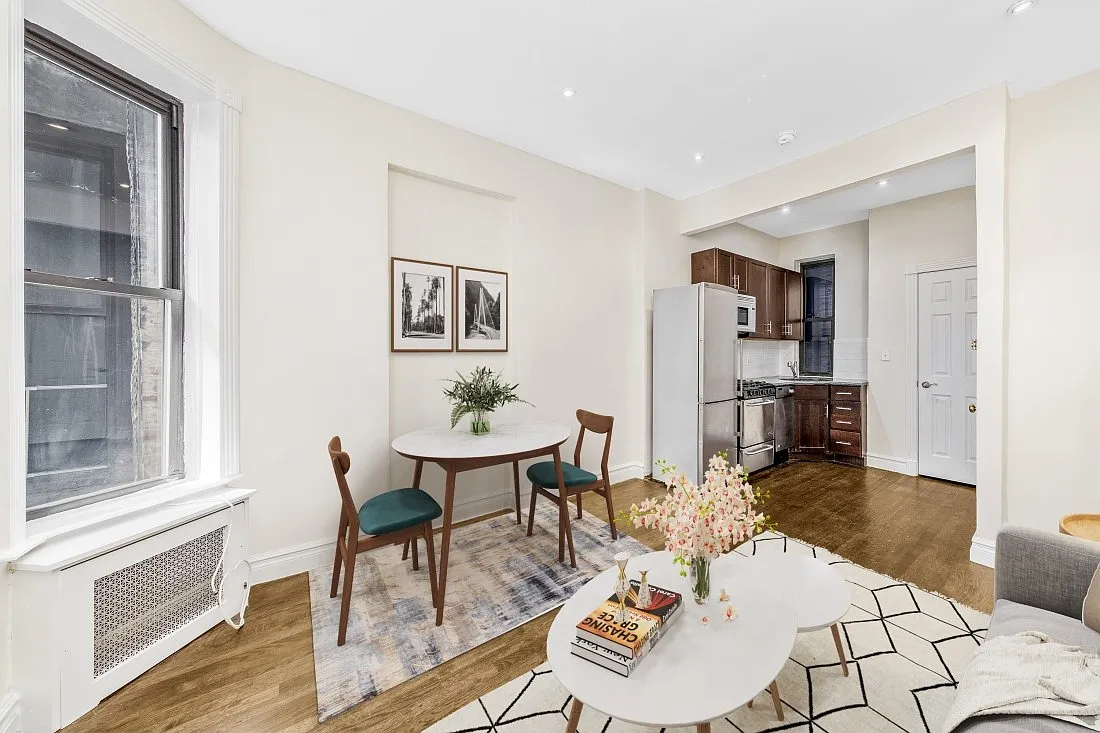 Building Photo - 443 E 78th St #3D
