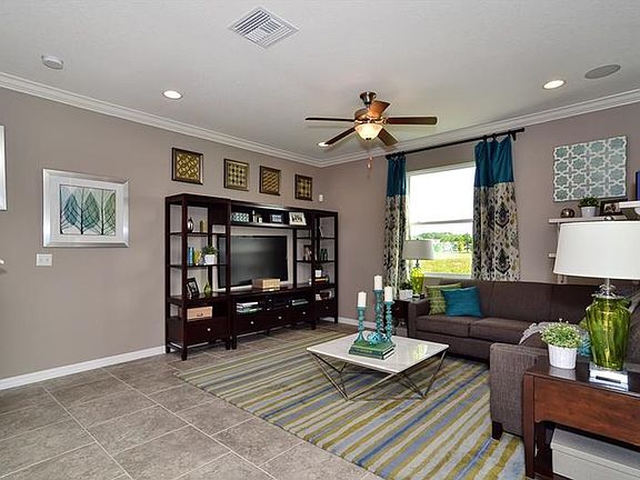 4th image of 3808 Silverlake Way #8