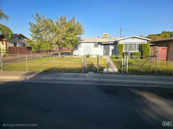 2307 Oxford St, Delano, CA 93215