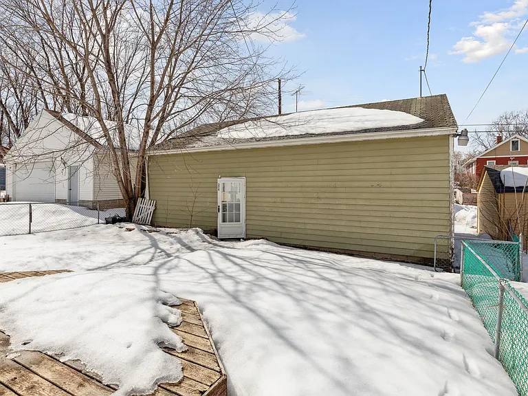 1119 Matilda St — Photo 35