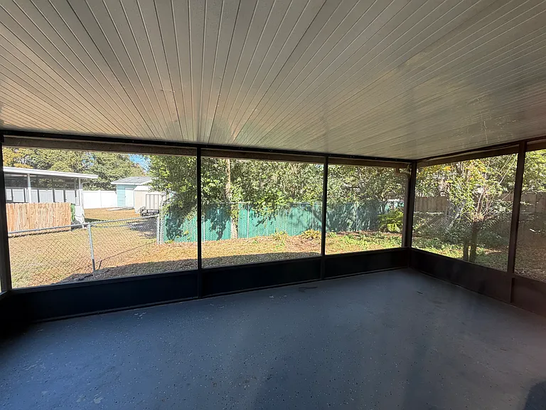 1015 Marlboro Dr — Photo 14