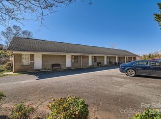 151 N Main St, Mount Holly, NC 28120