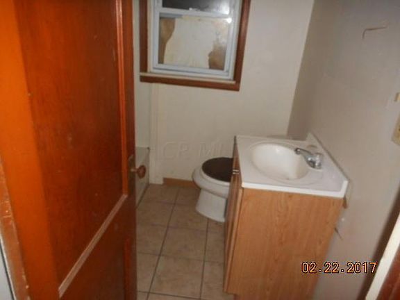4th image of 2081 E 5th Ave