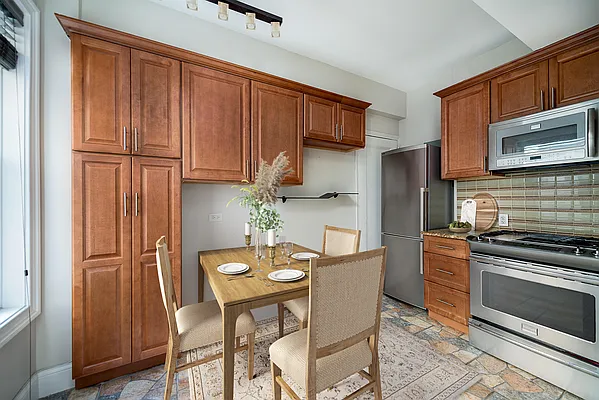 Sold by Compass | media 26