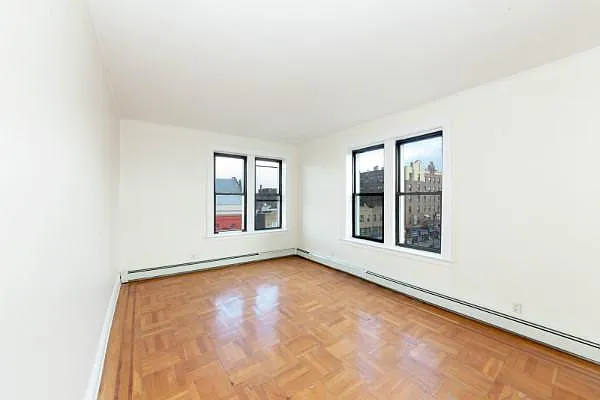 Rented by Aventana | media 19