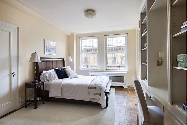 Sold by Stribling | media 22