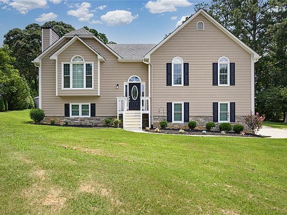 2nd image of 1822 Penrose Ct