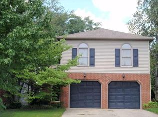 2169 Fort Harrods Dr, Lexington, KY