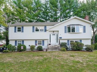 6 School House Rd, Newington, CT 06111