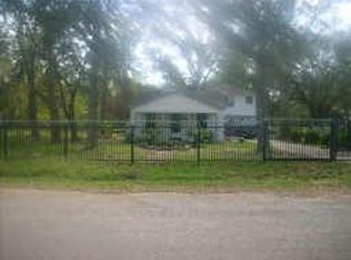 306 E Palm Rd, Fresno, TX 77545