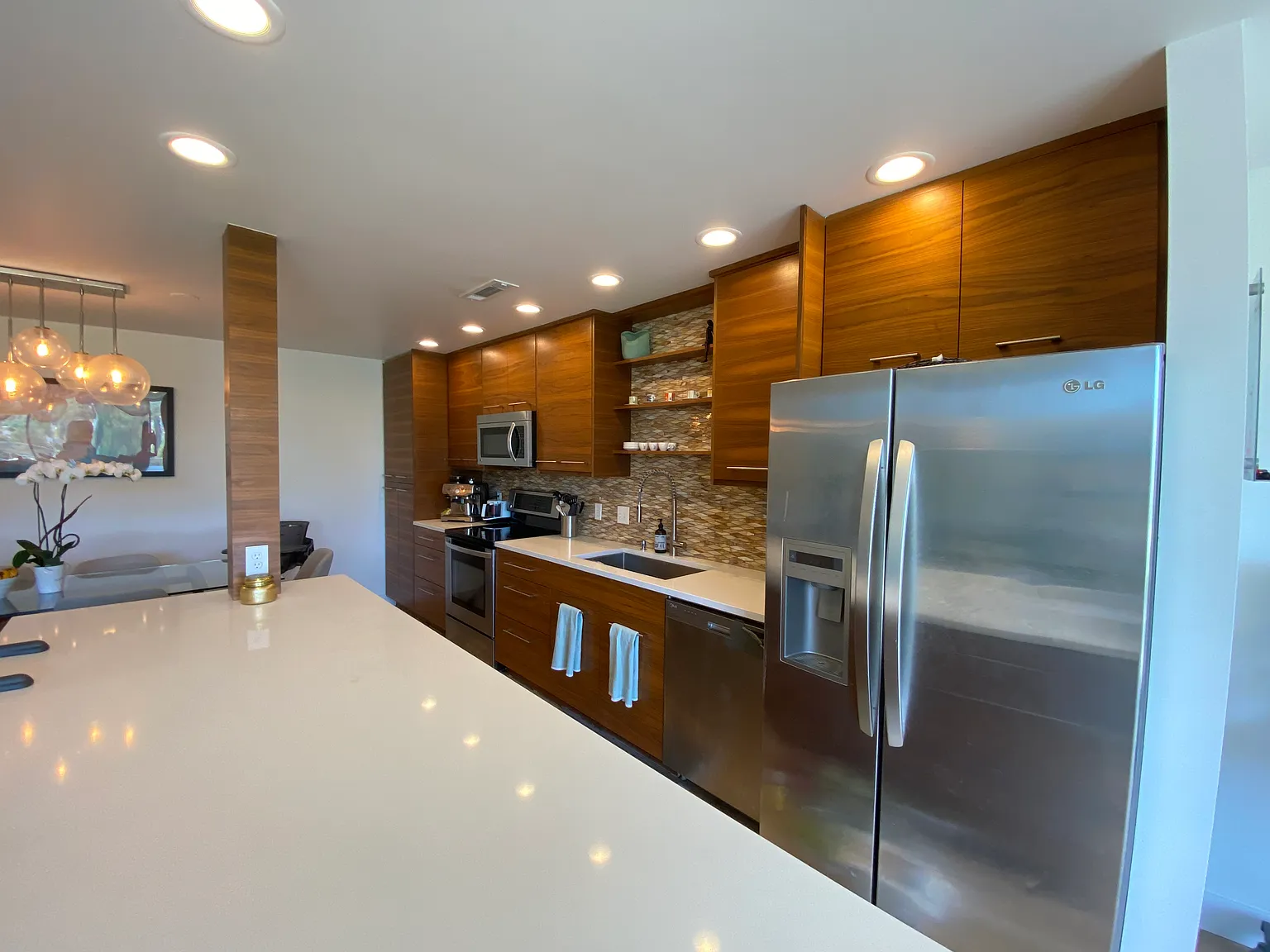 2 bed, 1141 sqft, $2,495 — Photo 2