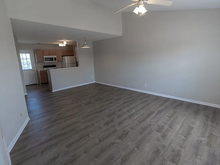1507 Riva Ridge Ct — Photo 2