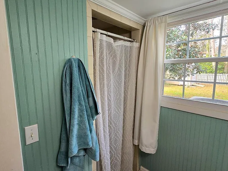 5813 Rangeley Dr — Photo 26