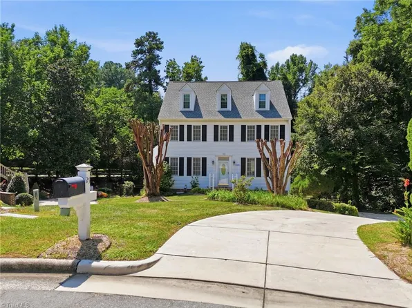 25 Saint Andrews Ct, Durham, NC 27707