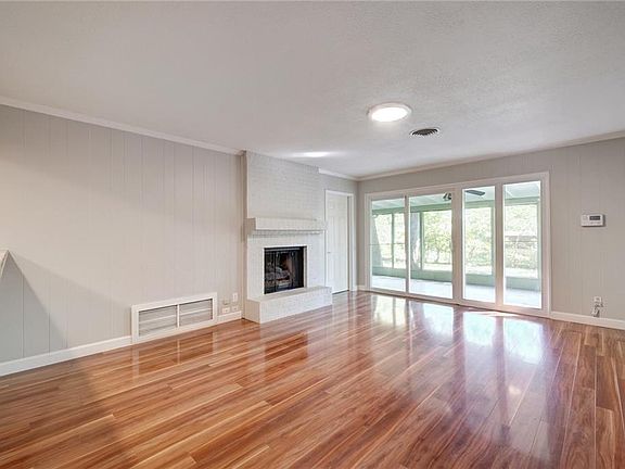4th image of 5917 Carleen Dr