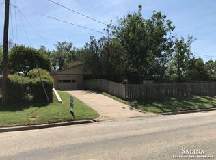 105 S Blake St, Ellsworth, KS 67439