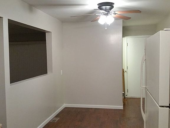 3rd image of 1415 W Elmwood Ave
