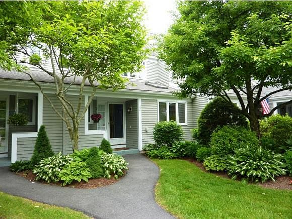 1st image of 22 Pierce Lake Dr