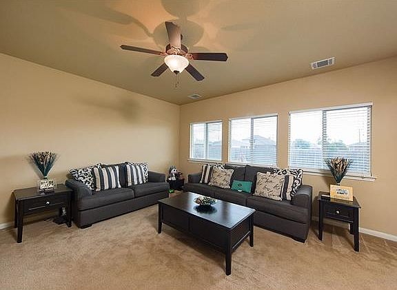 5th image of 1014 Herrera Ct