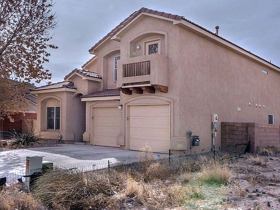 3rd image of 801 Scoria Dr NW