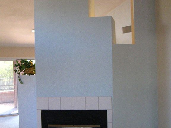 4th image of 935 W Annandale Way