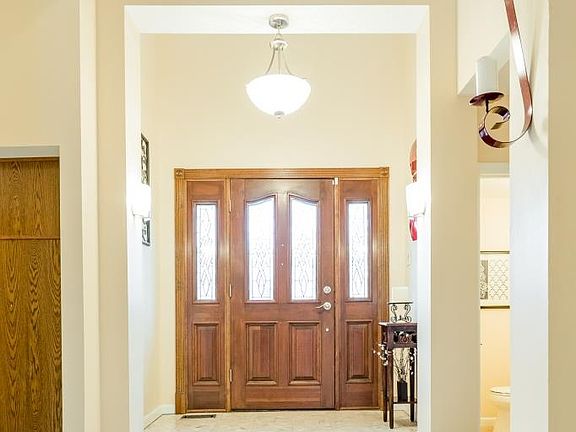 3rd image of 16328 Audubon Village Dr