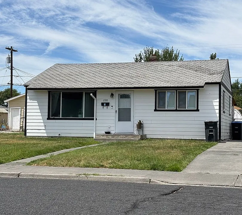 228 W Northshore Dr