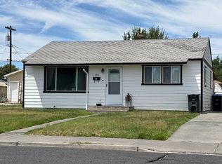 228 W Northshore Dr, Moses Lake, WA 98837