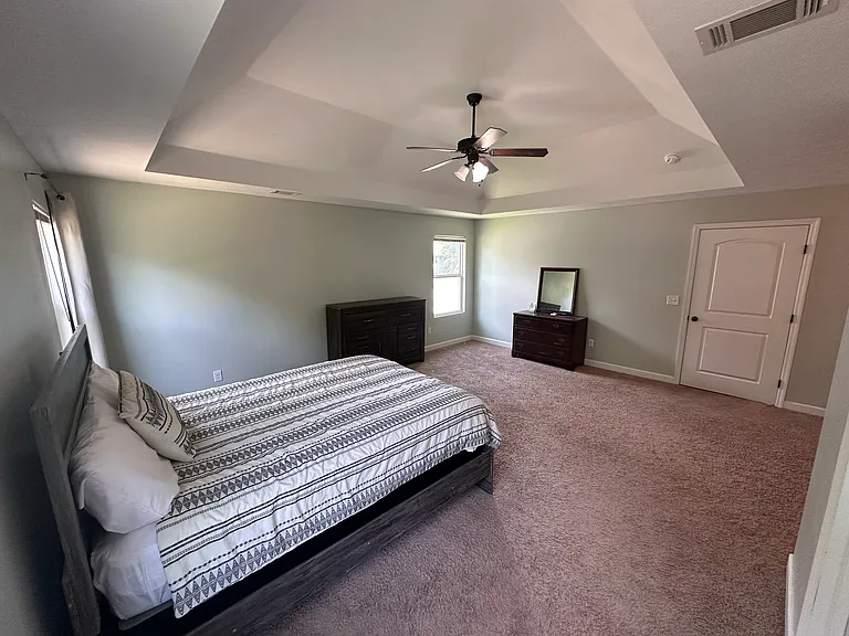 511 Sebastian Dr — Photo 28