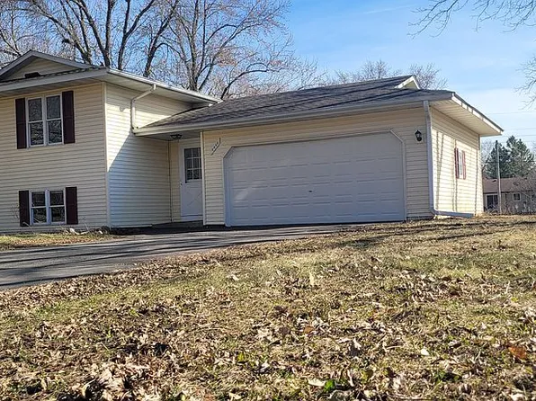 6846 168th Ct W, Rosemount, MN 55068