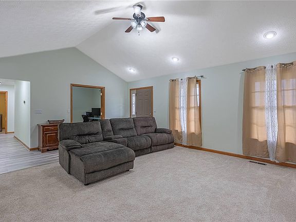 5th image of 2645 Vance Rd