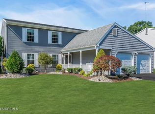 39 Honeysuckle Way, Howell, NJ 07731