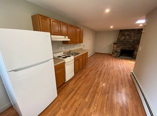 12640 Grand River Rd APT 6, Brighton, MI 48116