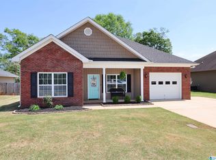 221 Reaves Dr, Munford, AL 36268