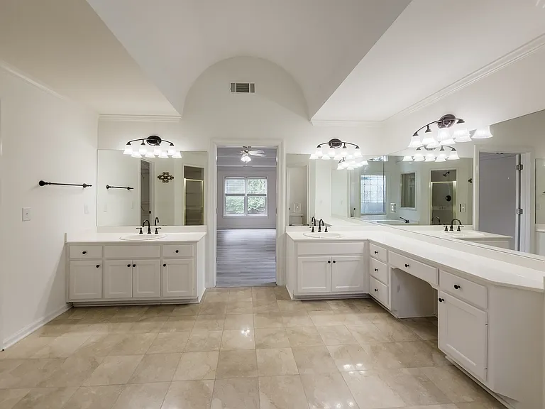 7335 Craigleith Dr — Photo 31