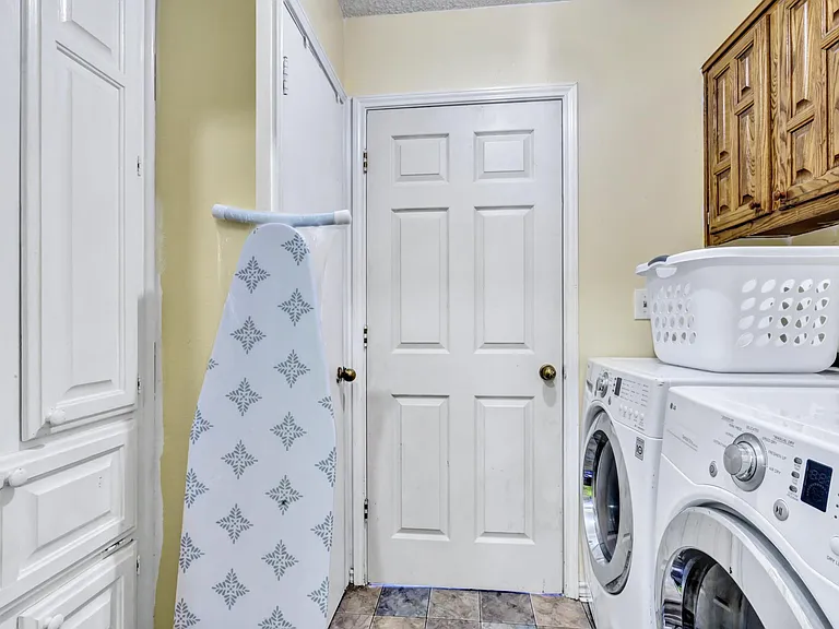 353 Swindle Rd — Photo 13