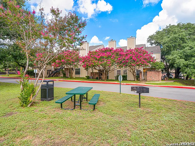 11610 Vance Jackson Rd #413