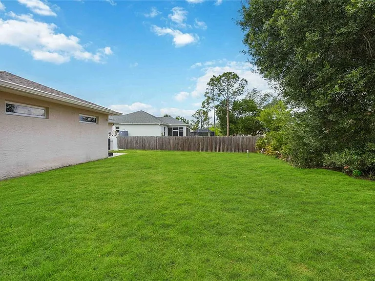 2260 Mistleto Ln — Photo 4