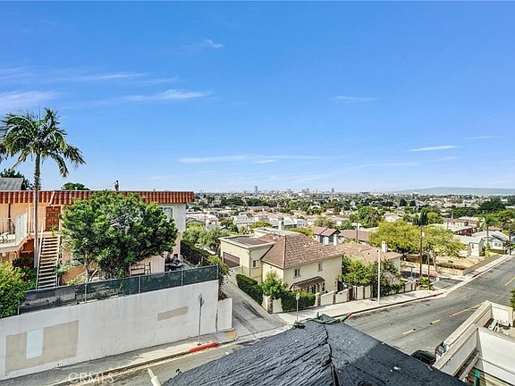 4th image of 2575 E 19th St APT 36
