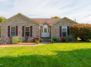 239 Columbia Ln E, Shepherdsville, KY 40165