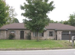 1604 Greenbriar Dr, Mount Vernon, IN 47620