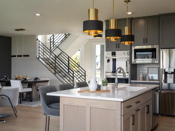 11475 Blazingstar Ln, Lake Elmo, MN 55042