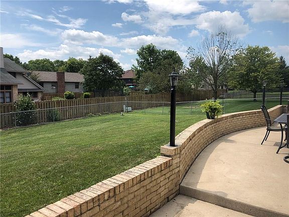 4th image of 7101 Dominican Dr